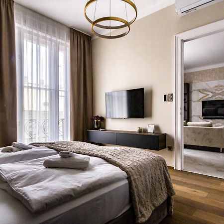 N16 Deluxe Apartment Будапеща Екстериор снимка