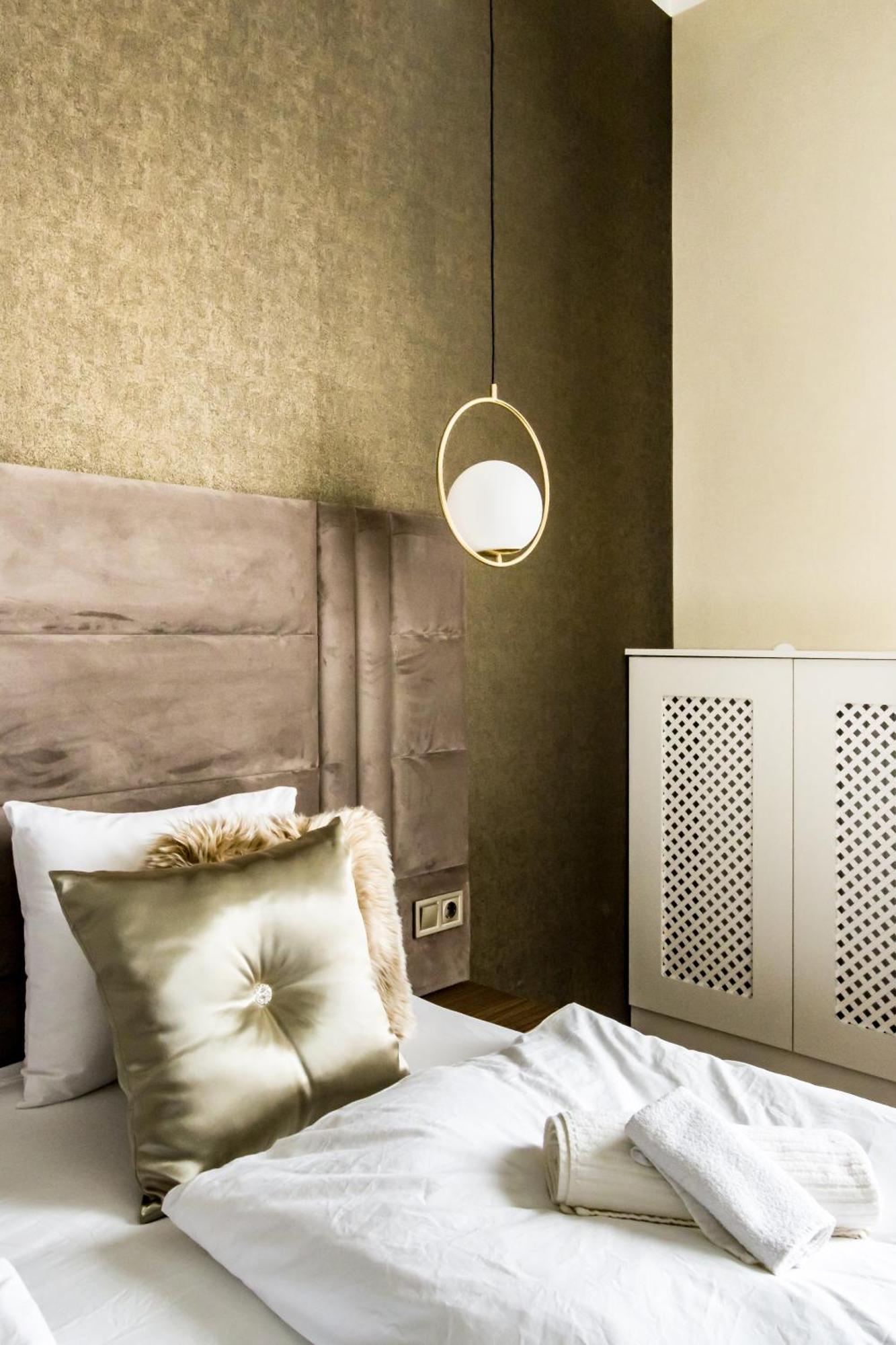 N16 Deluxe Apartment Будапеща Екстериор снимка