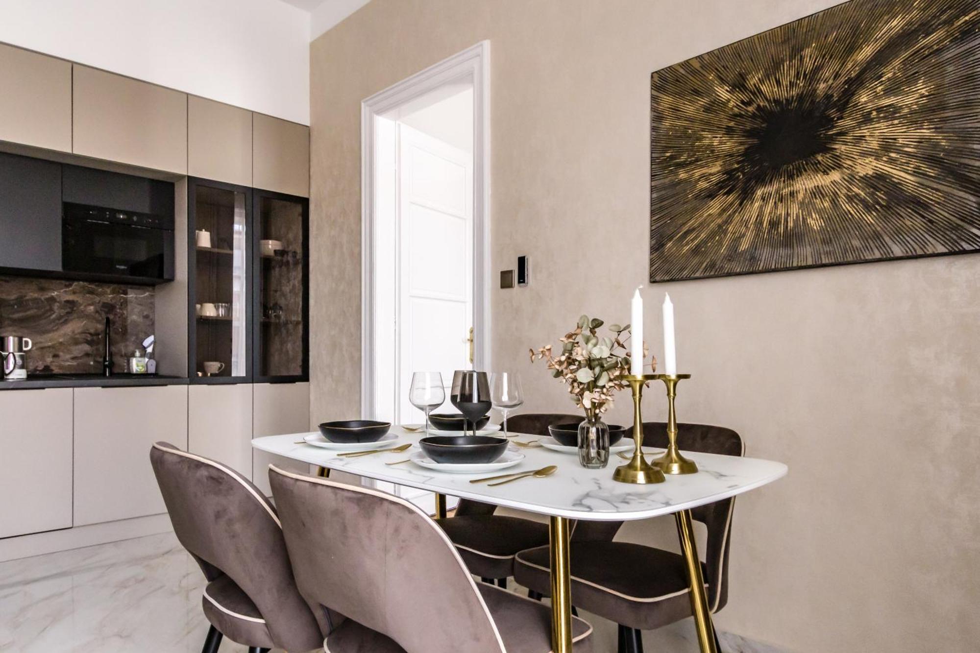 N16 Deluxe Apartment Будапеща Екстериор снимка